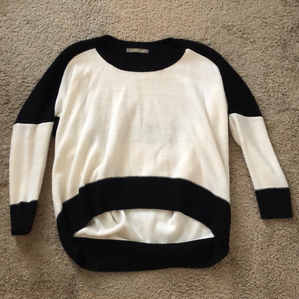Oversized Sweater (size M)